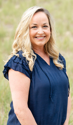 Dental assistant Amy